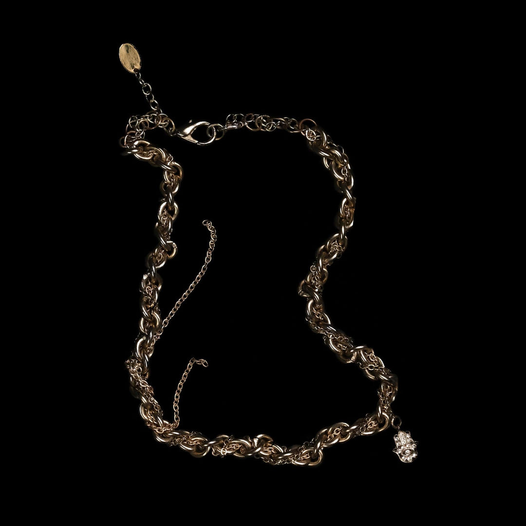 Chains of Fatima - SURREALIUM