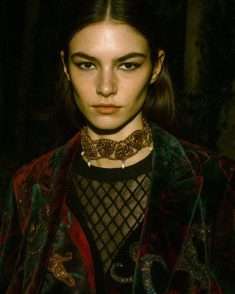 Crown Collar